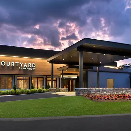 Hotel Courtyard By Marriott Poughkeepsie